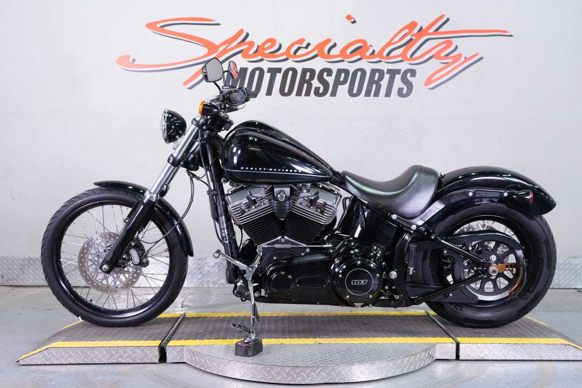 2012 Harley-Davidson Softail® Blackline® in Sacramento, California - Photo 4