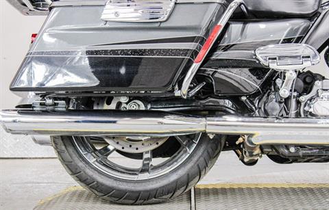 2011 Harley-Davidson CVO™ Road Glide® Ultra in Sacramento, California - Photo 4