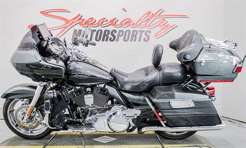 2011 Harley-Davidson CVO™ Road Glide® Ultra in Sacramento, California - Photo 8