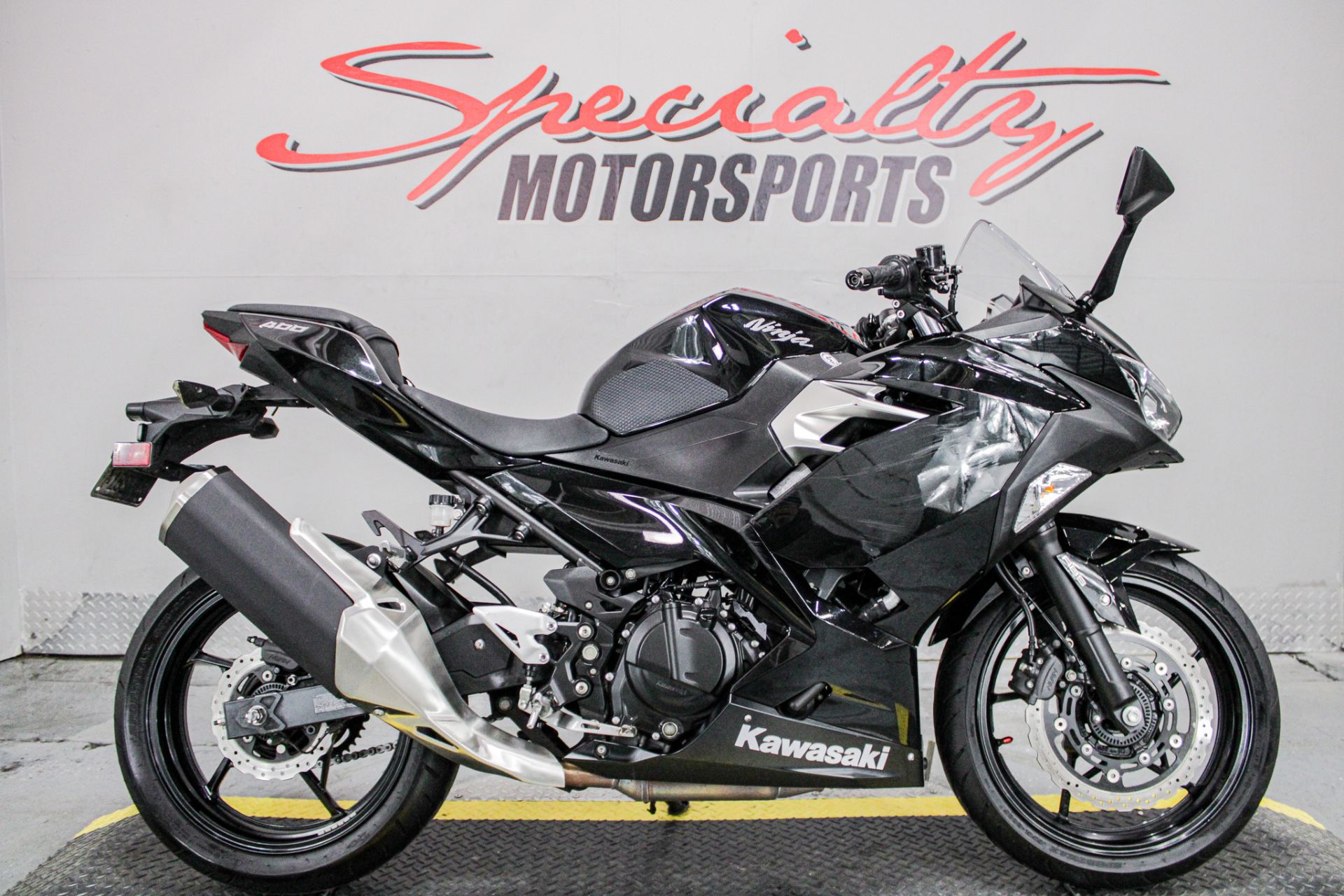 2019 Kawasaki Ninja 400 ABS in Sacramento, California - Photo 1