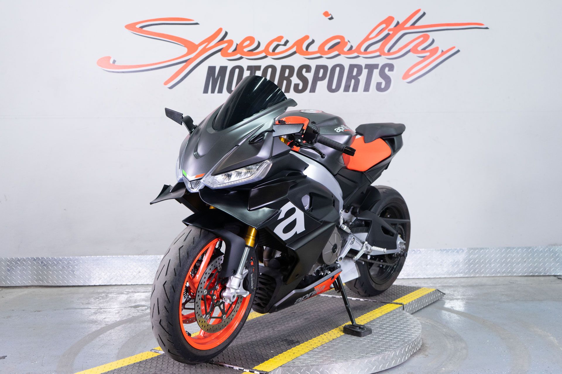 2021 Aprilia RS 660 in Sacramento, California - Photo 3