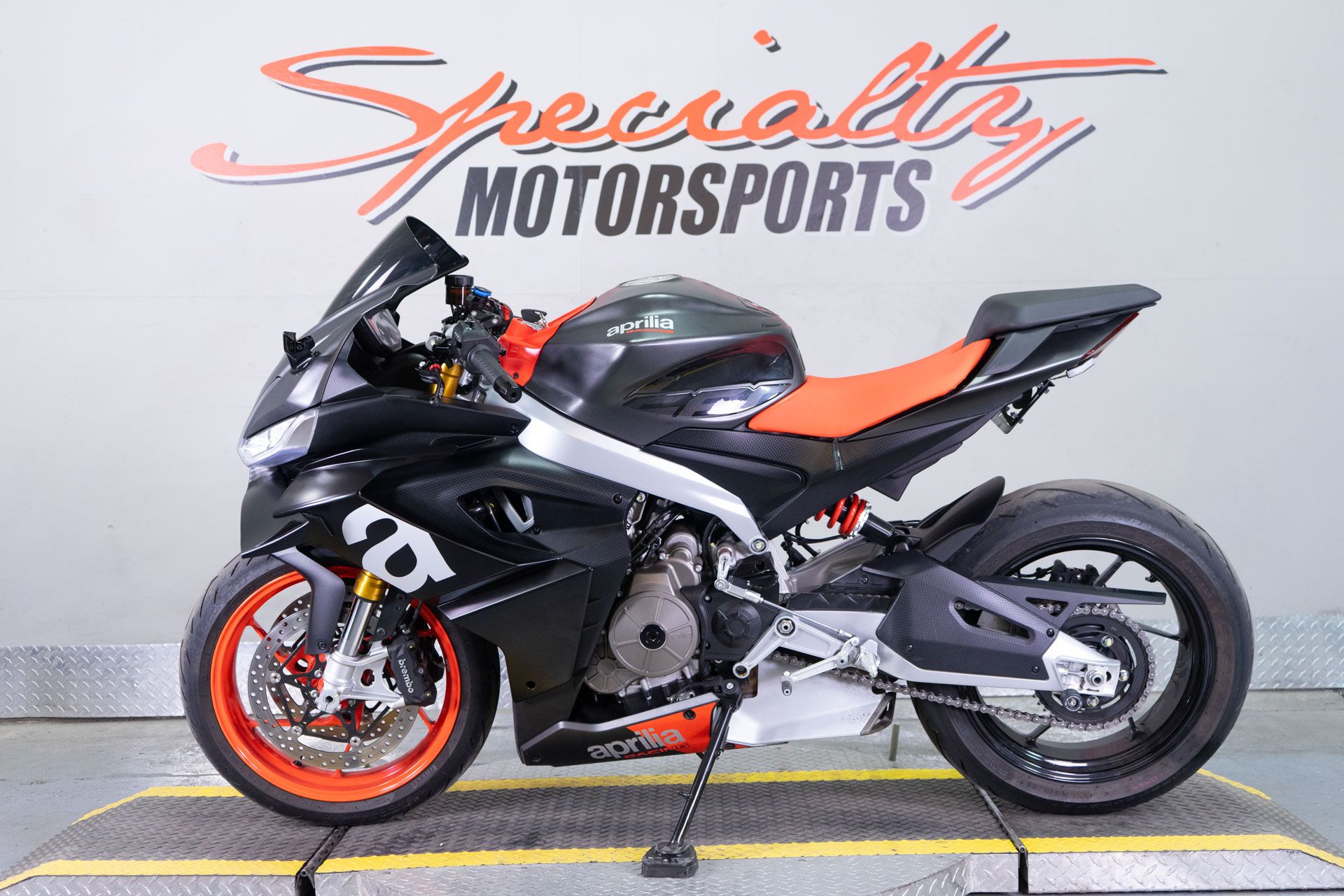 2021 Aprilia RS 660 in Sacramento, California - Photo 4