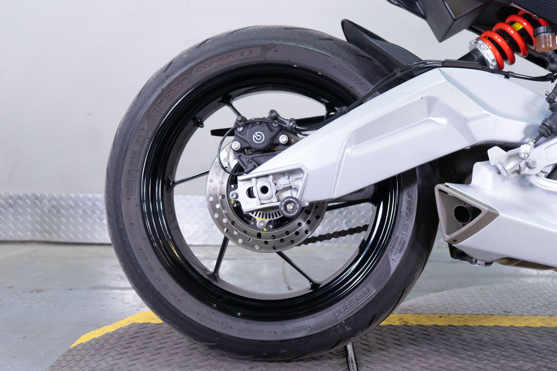 2021 Aprilia RS 660 in Sacramento, California - Photo 8