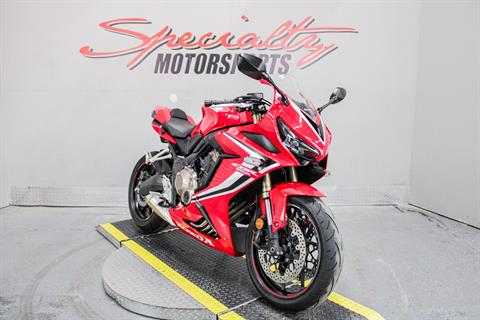 Front Right Side View - Photo 13