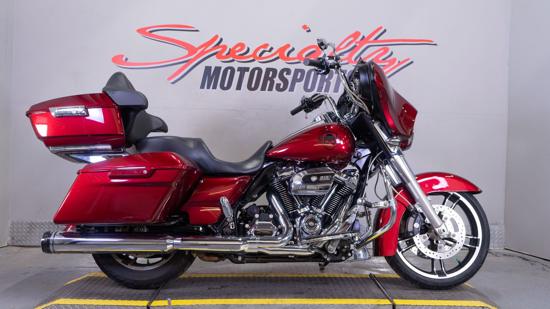 2017 Harley-Davidson Street Glide® in Sacramento, California - Photo 1