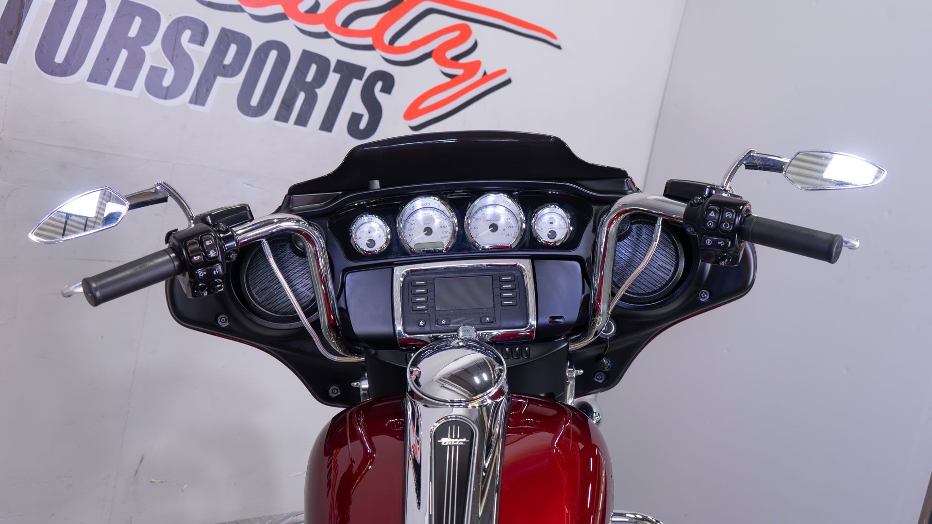 2017 Harley-Davidson Street Glide® in Sacramento, California - Photo 13