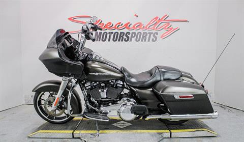 2020 Harley-Davidson Road Glide® in Sacramento, California - Photo 8