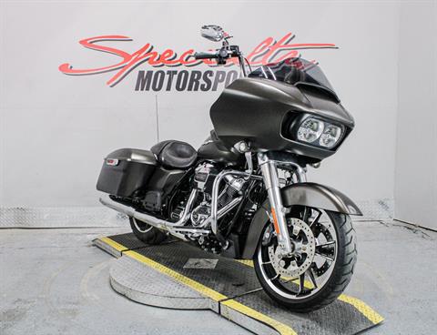 2020 Harley-Davidson Road Glide® in Sacramento, California - Photo 13