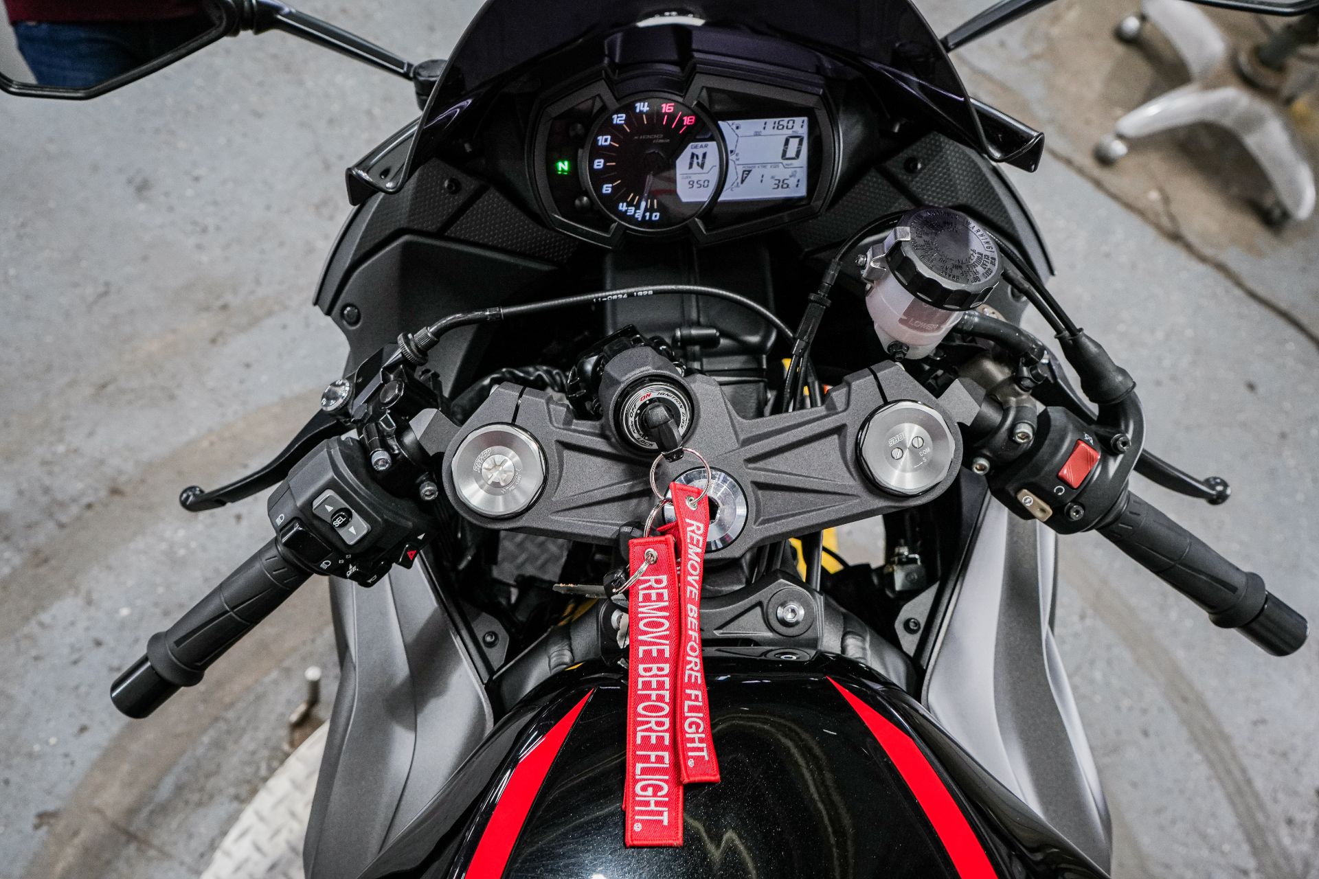 Steel Scrape Bar – 12 o'clock – Kawasaki ZX6R 636 (2019-2023) Titan Stunt