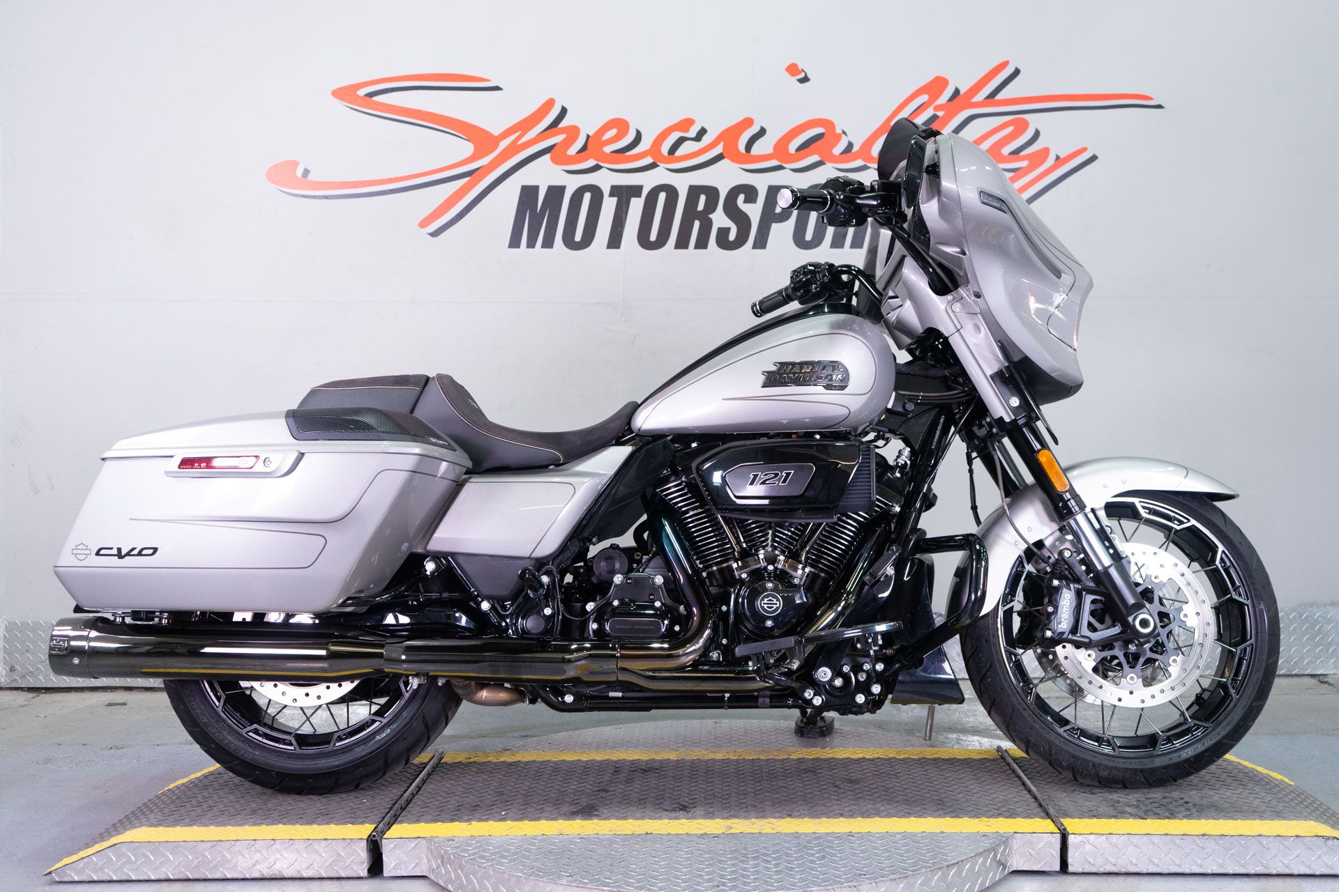 2023 Harley-Davidson CVO™ Street Glide® in Sacramento, California - Photo 1