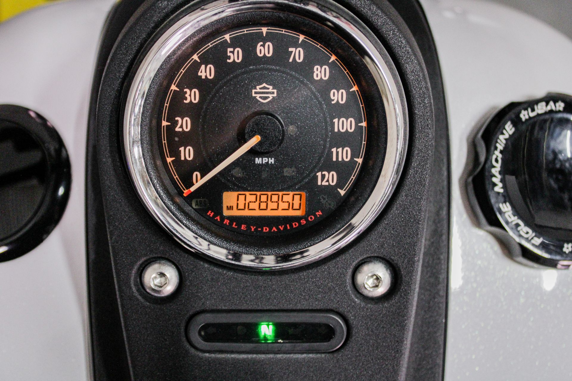 2016 Harley-Davidson DYNA STREET BOB in Sacramento, California - Photo 18