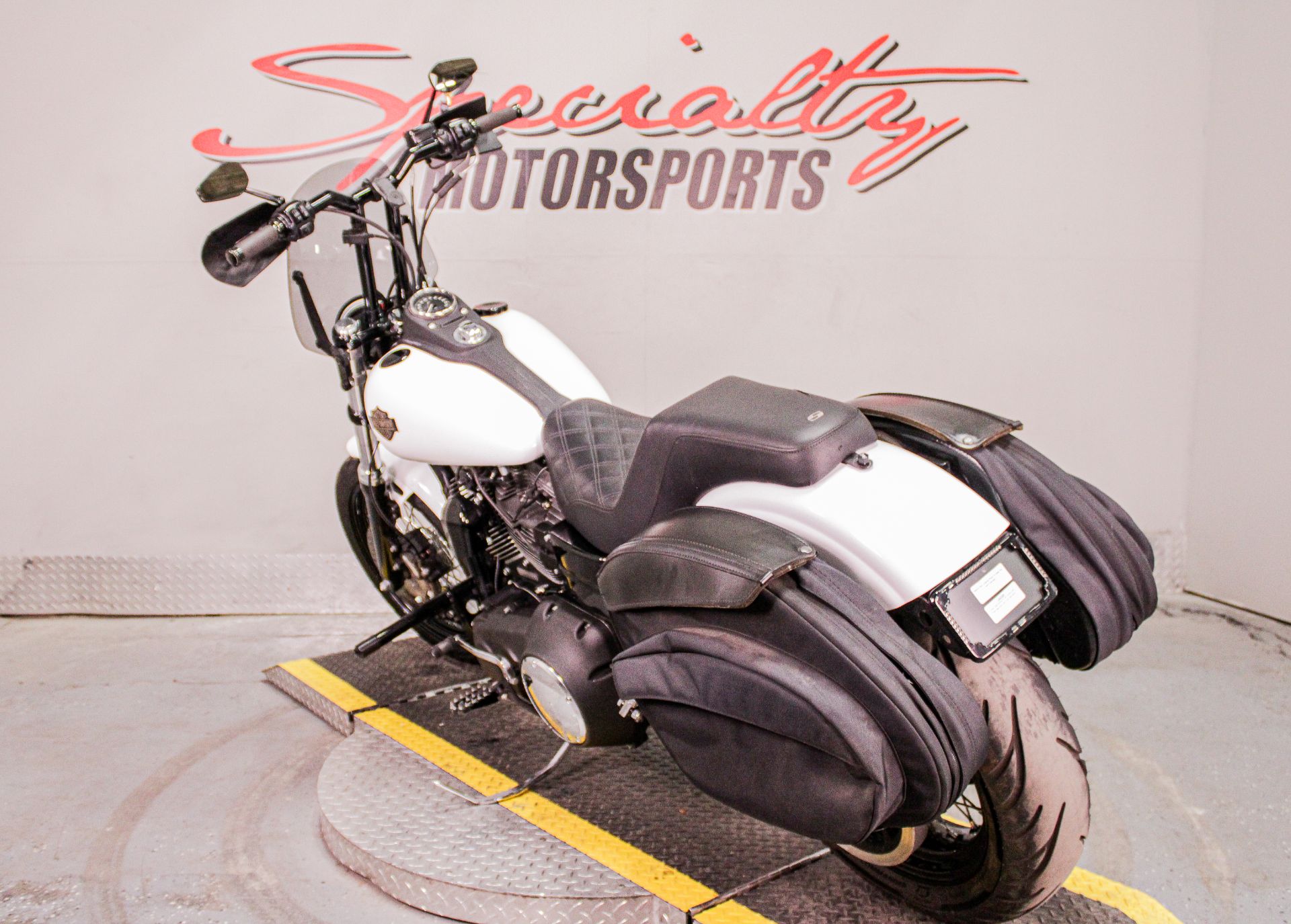 2016 Harley-Davidson DYNA STREET BOB in Sacramento, California - Photo 7