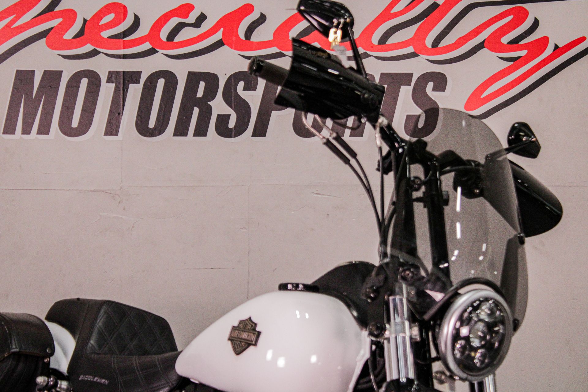 2016 Harley-Davidson DYNA STREET BOB in Sacramento, California - Photo 14