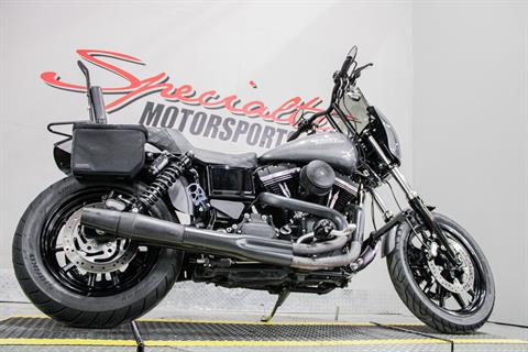 Lower Right Side Angle - Photo 15