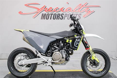 HUS757271 - 2023 - Husqvarna - 701 Supermoto Specialty Motorsports - Photo 1