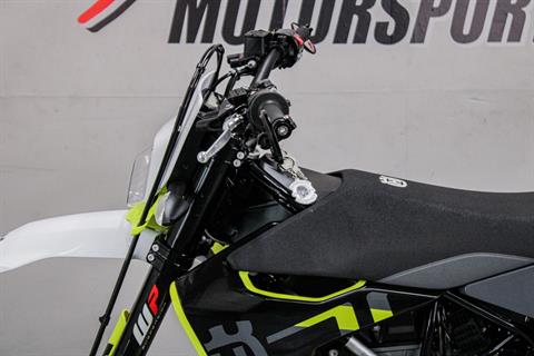 HUS757271 - 2023 - Husqvarna - 701 Supermoto Left Handle Bars - Photo 9