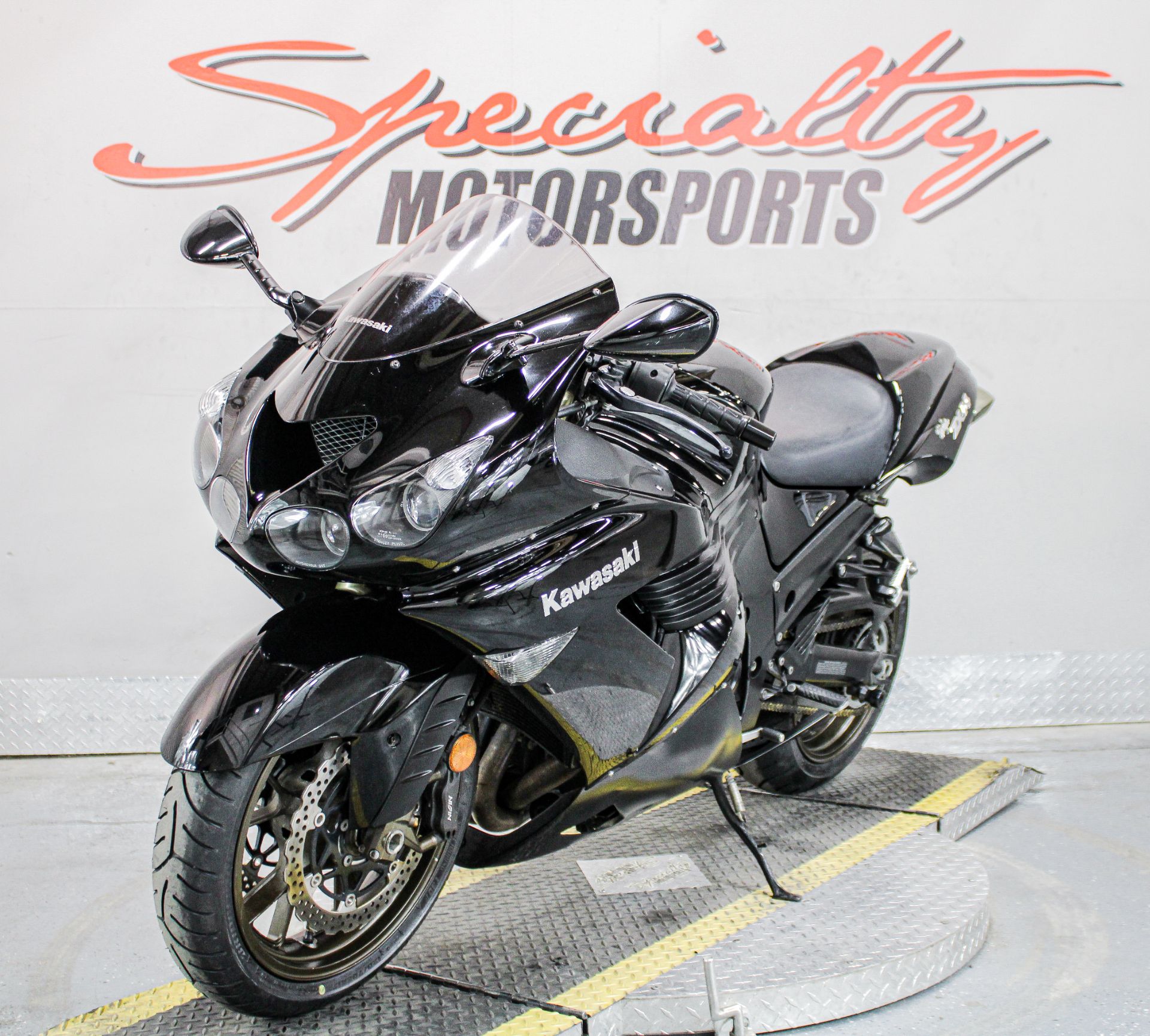 【KAZU WORKS】Casval180 KAZU WORKS】Casval180 Katsu Frame Lock Folding Knife Color