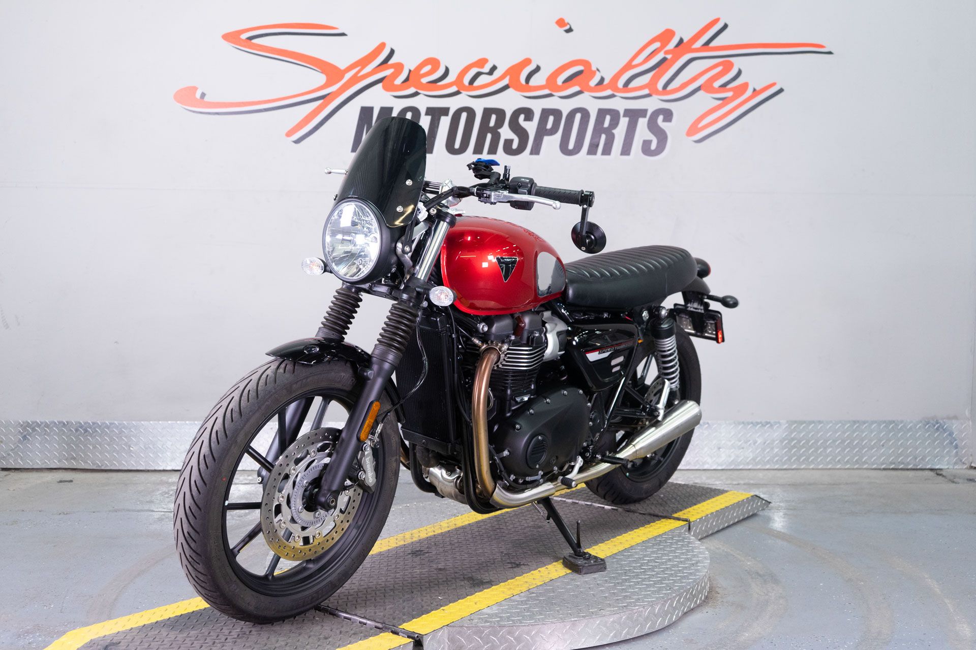 2023 Triumph Speed Twin 900 Chrome Edition in Sacramento, California - Photo 3