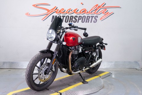 2023 Triumph Speed Twin 900 Chrome Edition in Sacramento, California - Photo 3