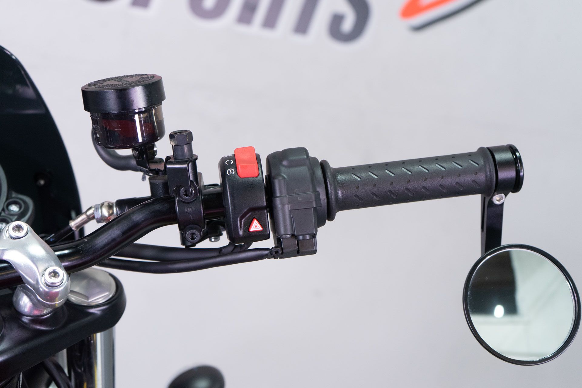 2023 Triumph Speed Twin 900 Chrome Edition in Sacramento, California - Photo 14