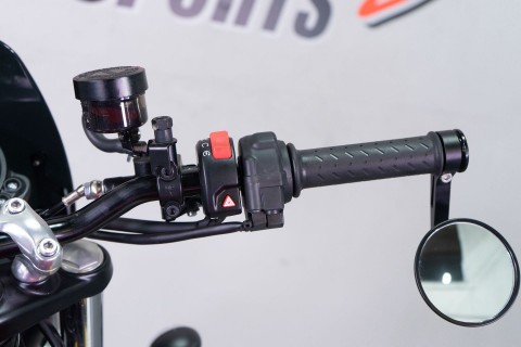 2023 Triumph Speed Twin 900 Chrome Edition in Sacramento, California - Photo 14