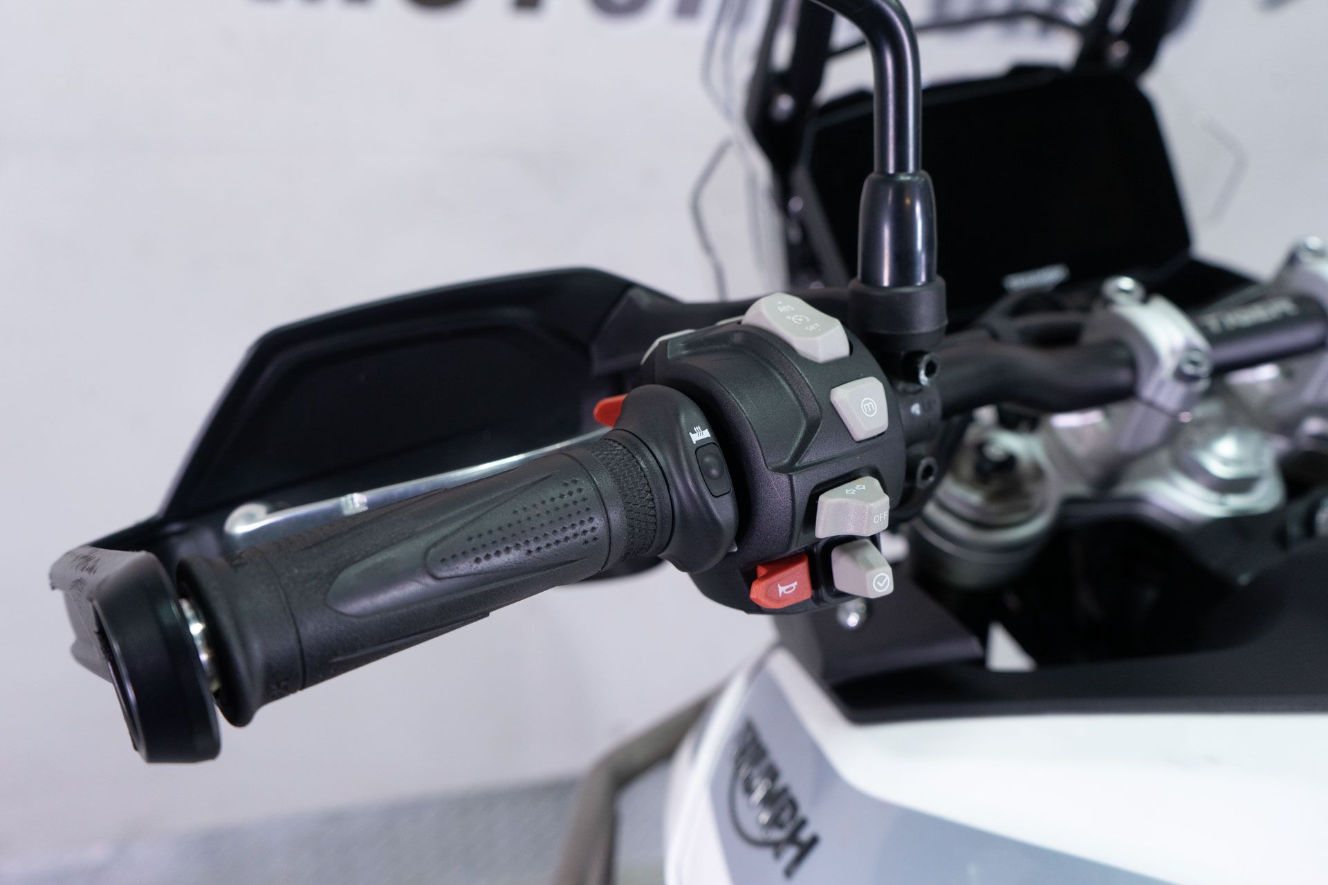 2022 Triumph Tiger 900 GT in Sacramento, California - Photo 14