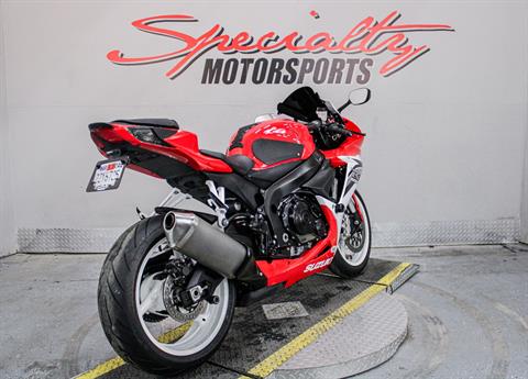 SUZ100250 - 2016 - Suzuki Motor of America Inc. - GSX-R600 Rear Right Side Angle - Photo 5