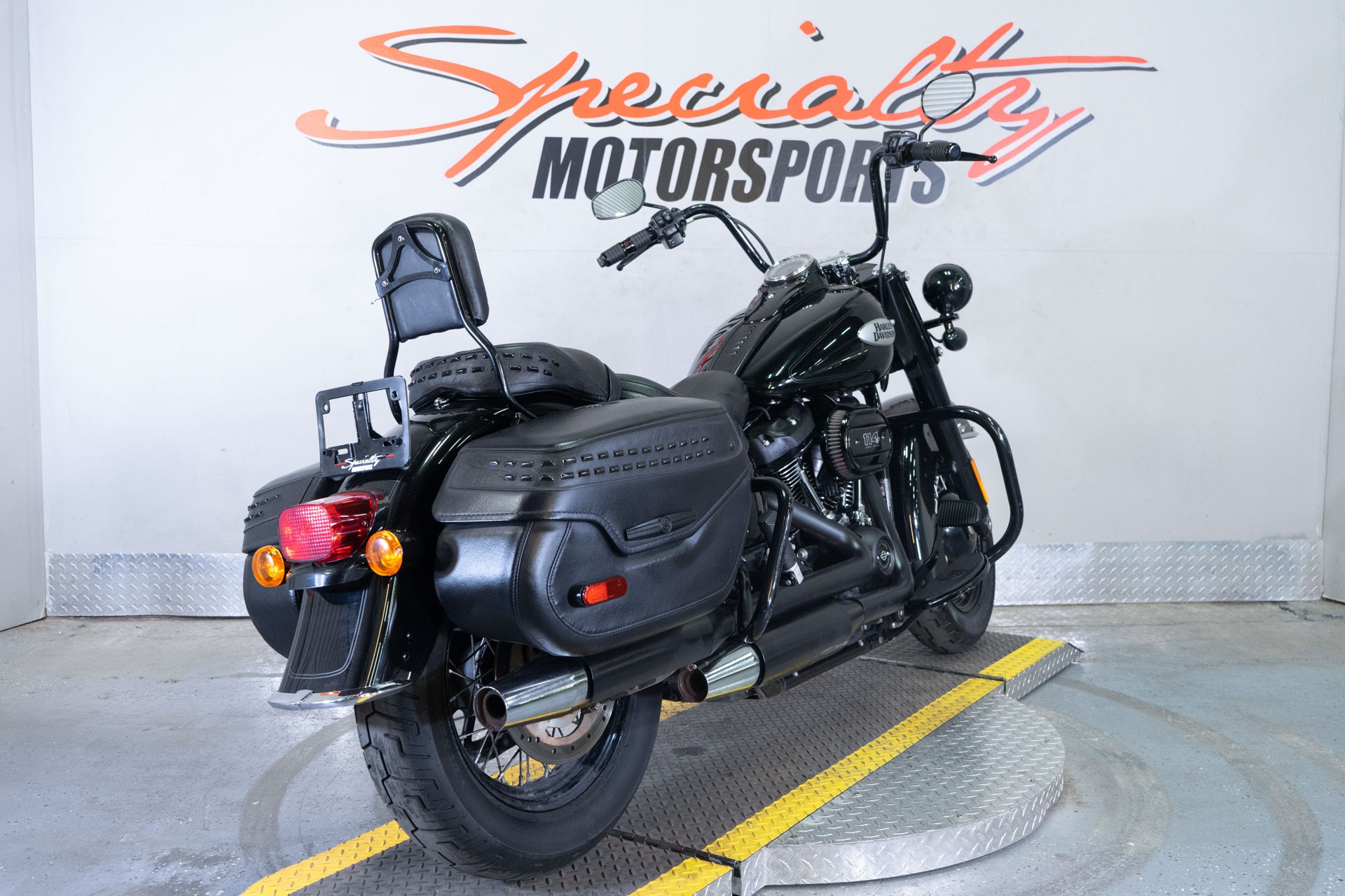 2023 Harley-Davidson Heritage Classic 114 6