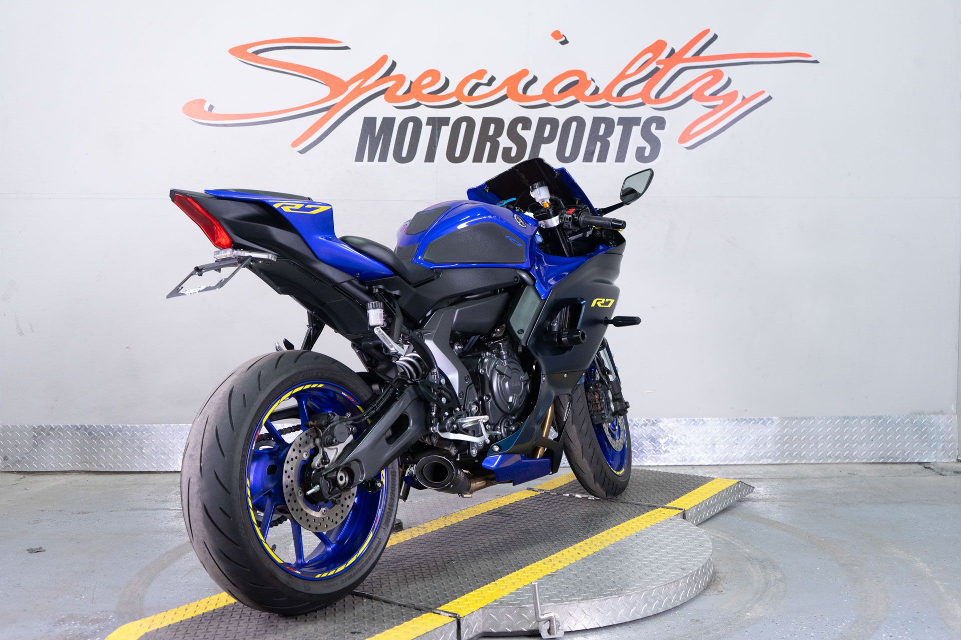 2023 Yamaha YZF-R7 in Sacramento, California - Photo 5