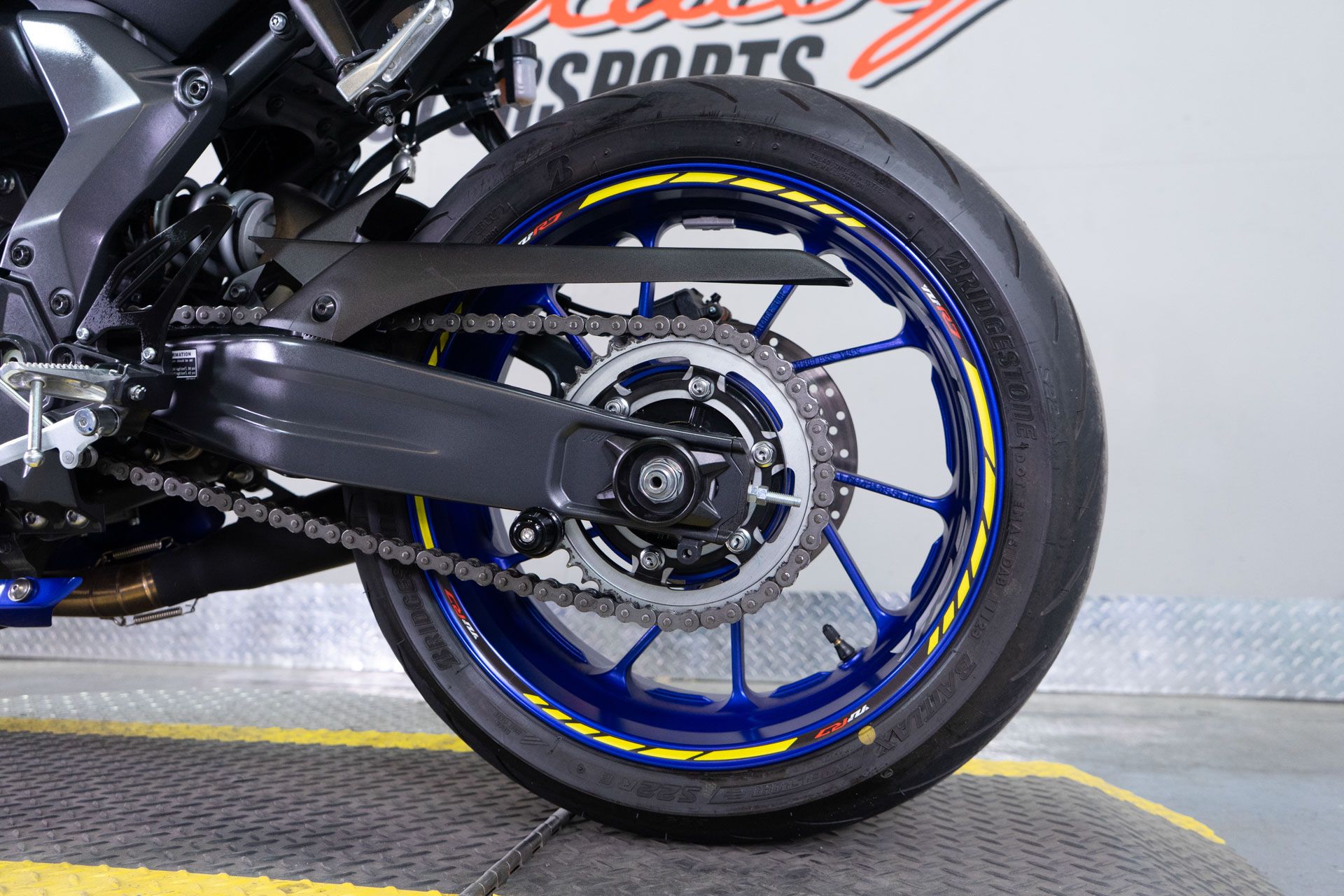 2023 Yamaha YZF-R7 in Sacramento, California - Photo 12