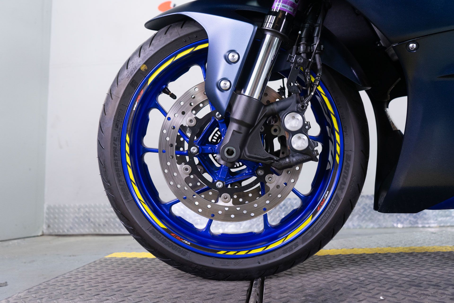 2023 Yamaha YZF-R7 in Sacramento, California - Photo 13