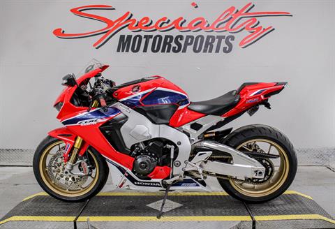 2017 Honda CBR1000RR SP in Sacramento, California - Photo 4