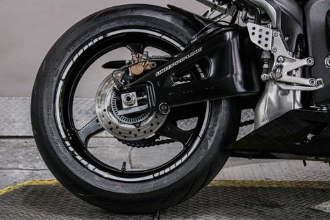 HON200140 - 2009 - Honda - CBR®600RR ABS Rear Tire - Photo 4