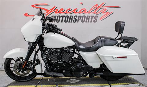 2018 Harley-Davidson Street Glide® Special in Sacramento, California - Photo 8