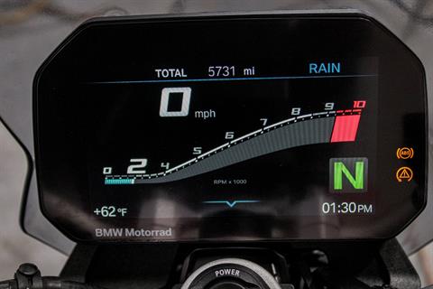 2022 BMW F 900 R in Sacramento, California - Photo 14