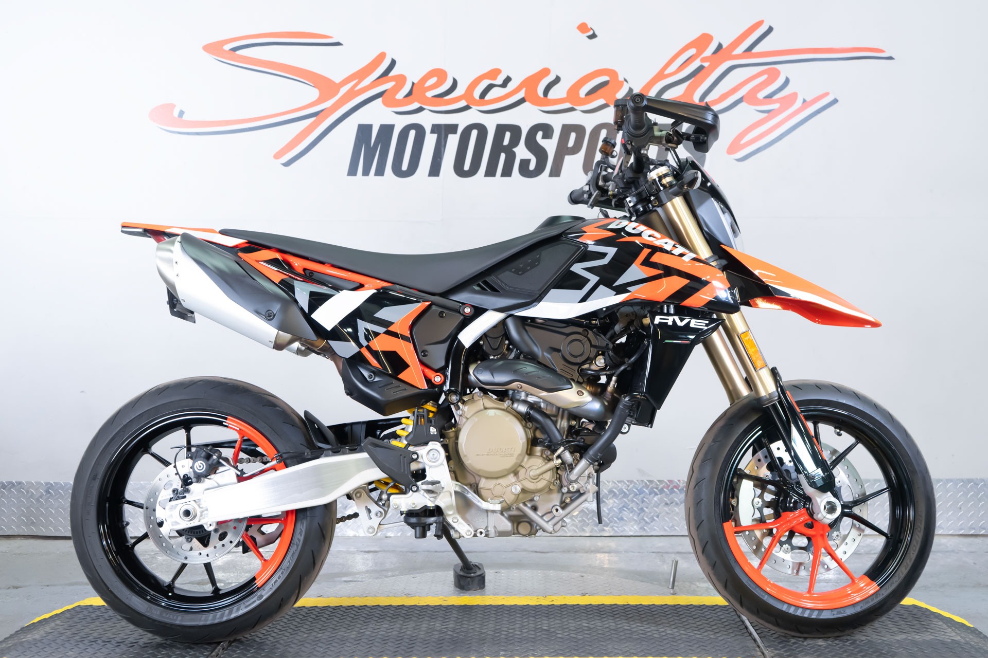2025 Ducati Hypermotard 698 Mono