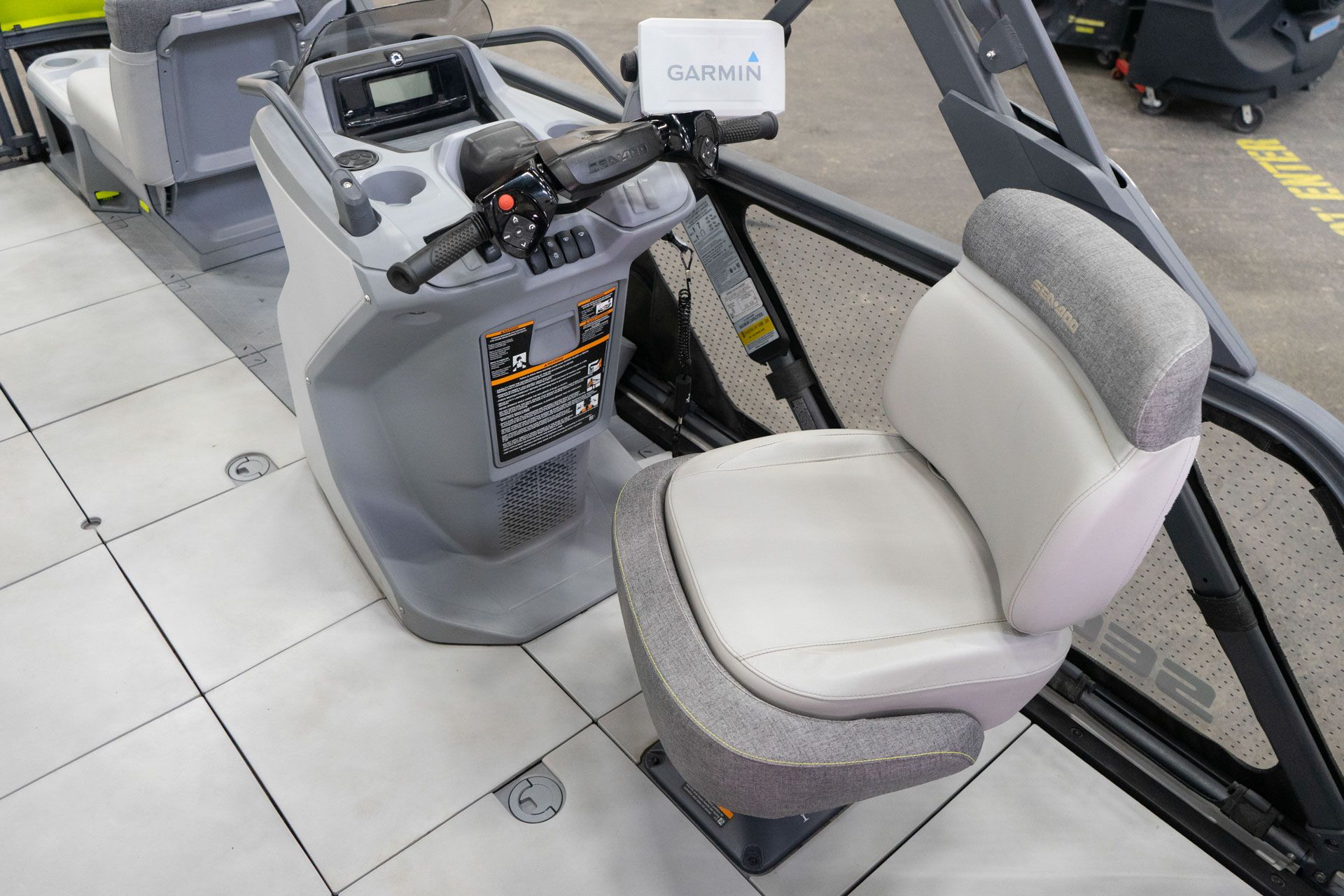 2023 Sea-Doo BRP Switch Cruise in Sacramento, California - Photo 11