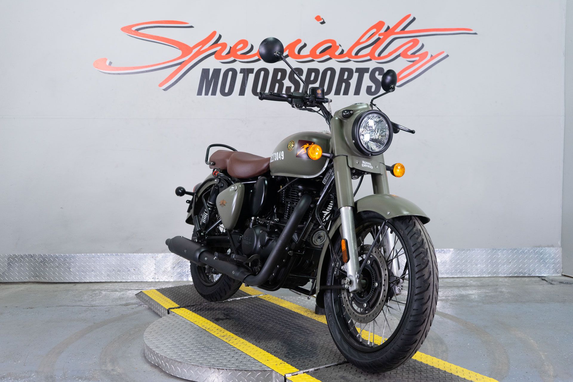 2022 Royal Enfield Classic 350 in Sacramento, California - Photo 2