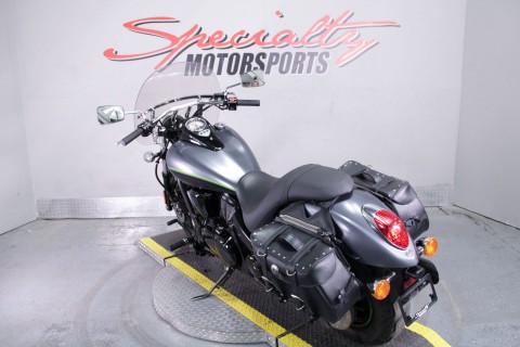 2013 Kawasaki Vulcan® 900 Custom in Sacramento, California - Photo 7