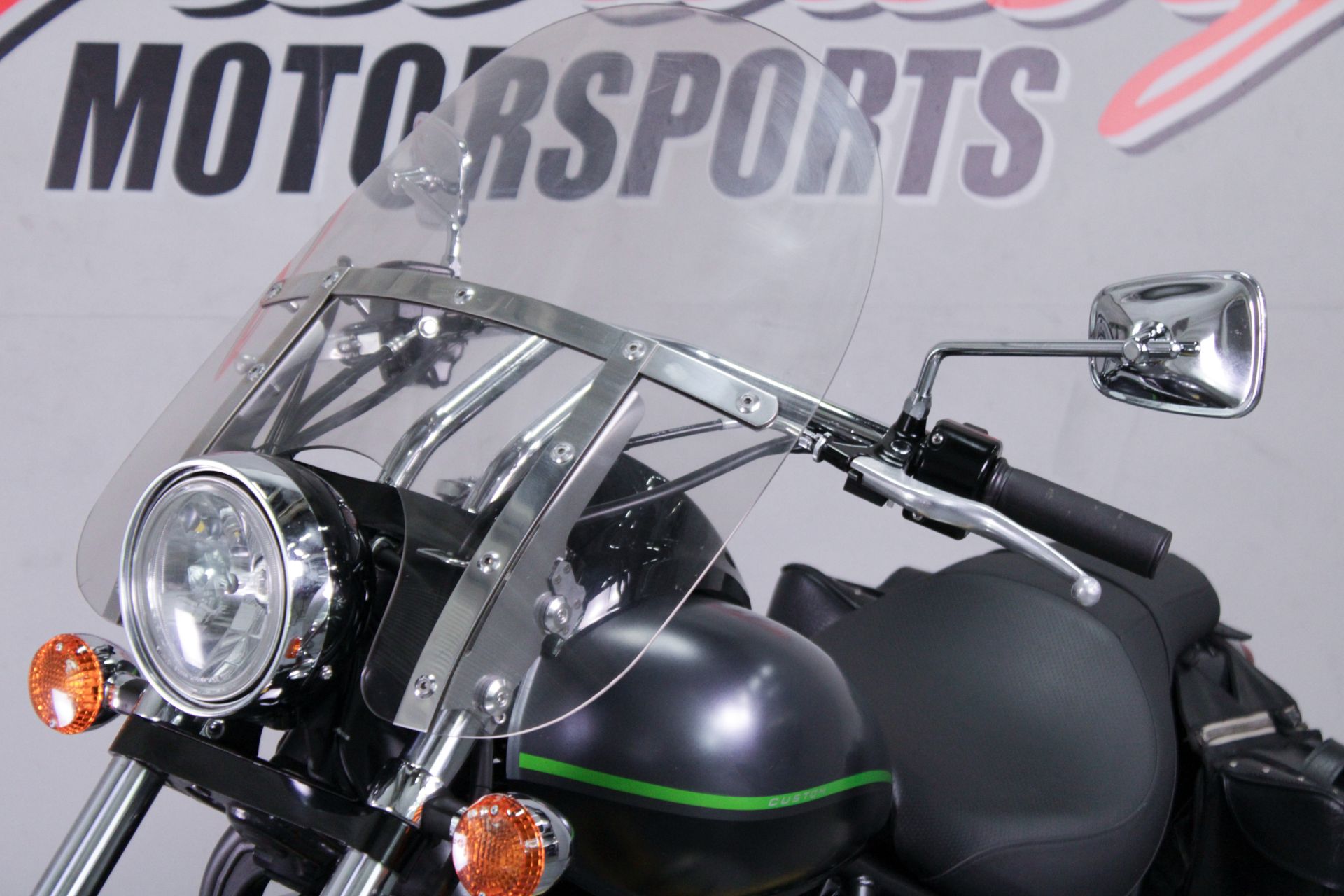 2013 Kawasaki Vulcan® 900 Custom in Sacramento, California - Photo 11