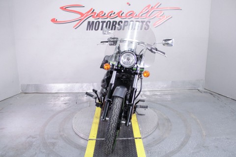 2013 Kawasaki Vulcan® 900 Custom in Sacramento, California - Photo 12