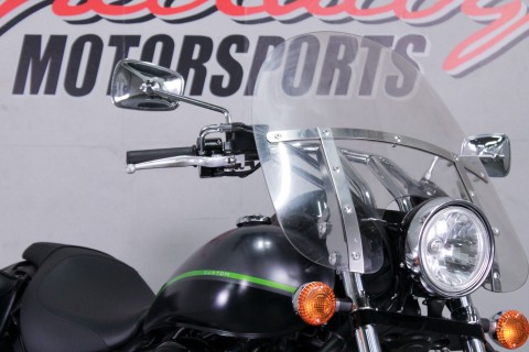 2013 Kawasaki Vulcan® 900 Custom in Sacramento, California - Photo 14