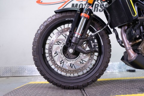 2022 Husqvarna Svartpilen 401 in Sacramento, California - Photo 11