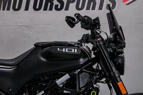 HUS211322 - 2022 - Husqvarna - Svartpilen 401 Right Handle Bars - Photo 2