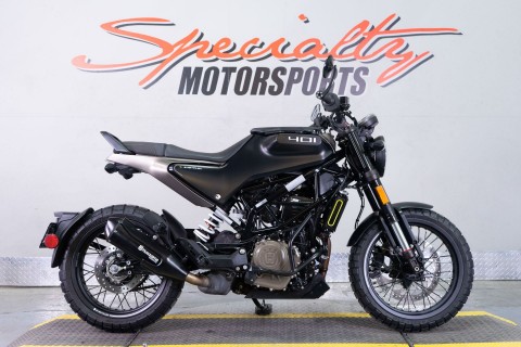 2022 Husqvarna Svartpilen 401 in Sacramento, California - Photo 1