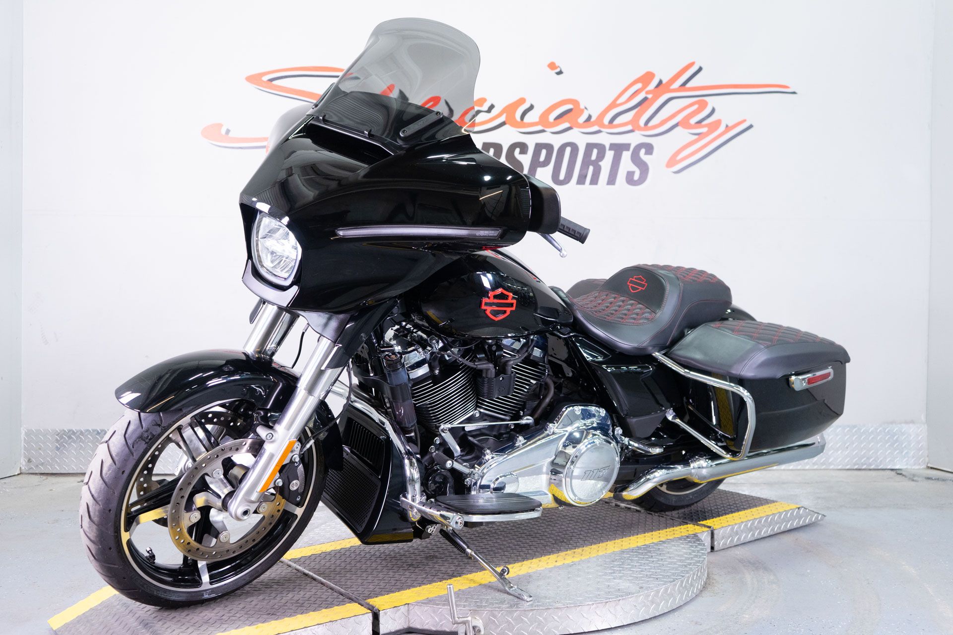2024 Harley-Davidson Street Glide® in Sacramento, California - Photo 3