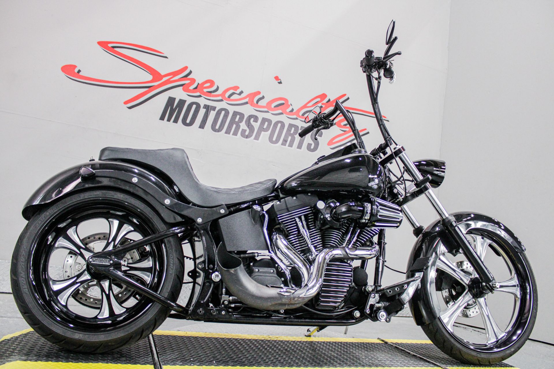 Lower Right Side Angle - Photo 14