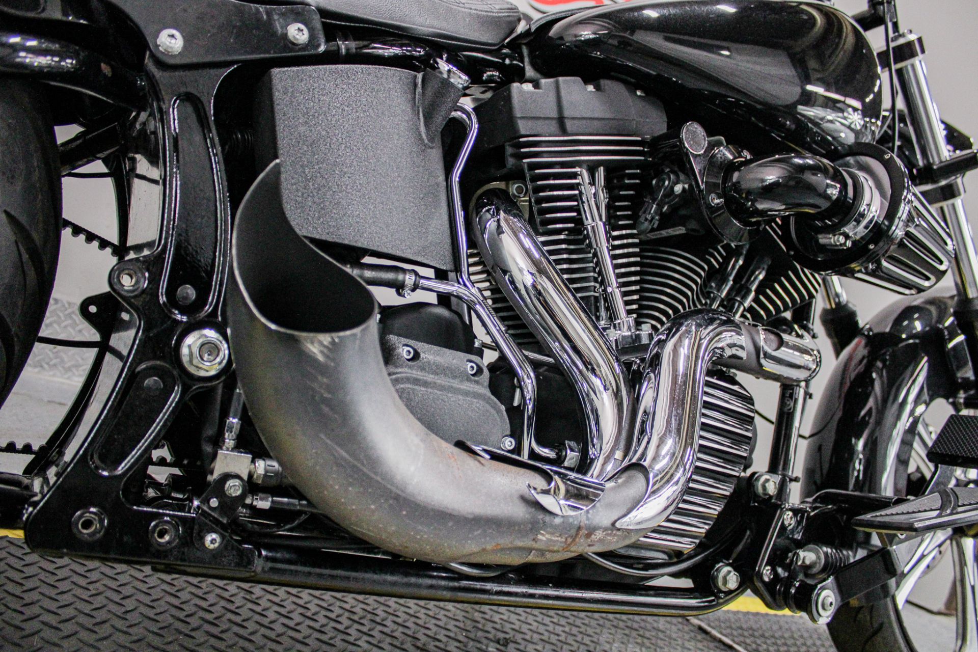 Modified Exhaust - Photo 15