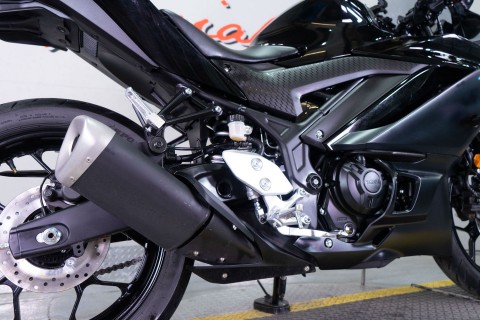 2023 Yamaha YZF-R3 ABS in Sacramento, California - Photo 8