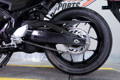 2023 Yamaha YZF-R3 ABS in Sacramento, California - Photo 11